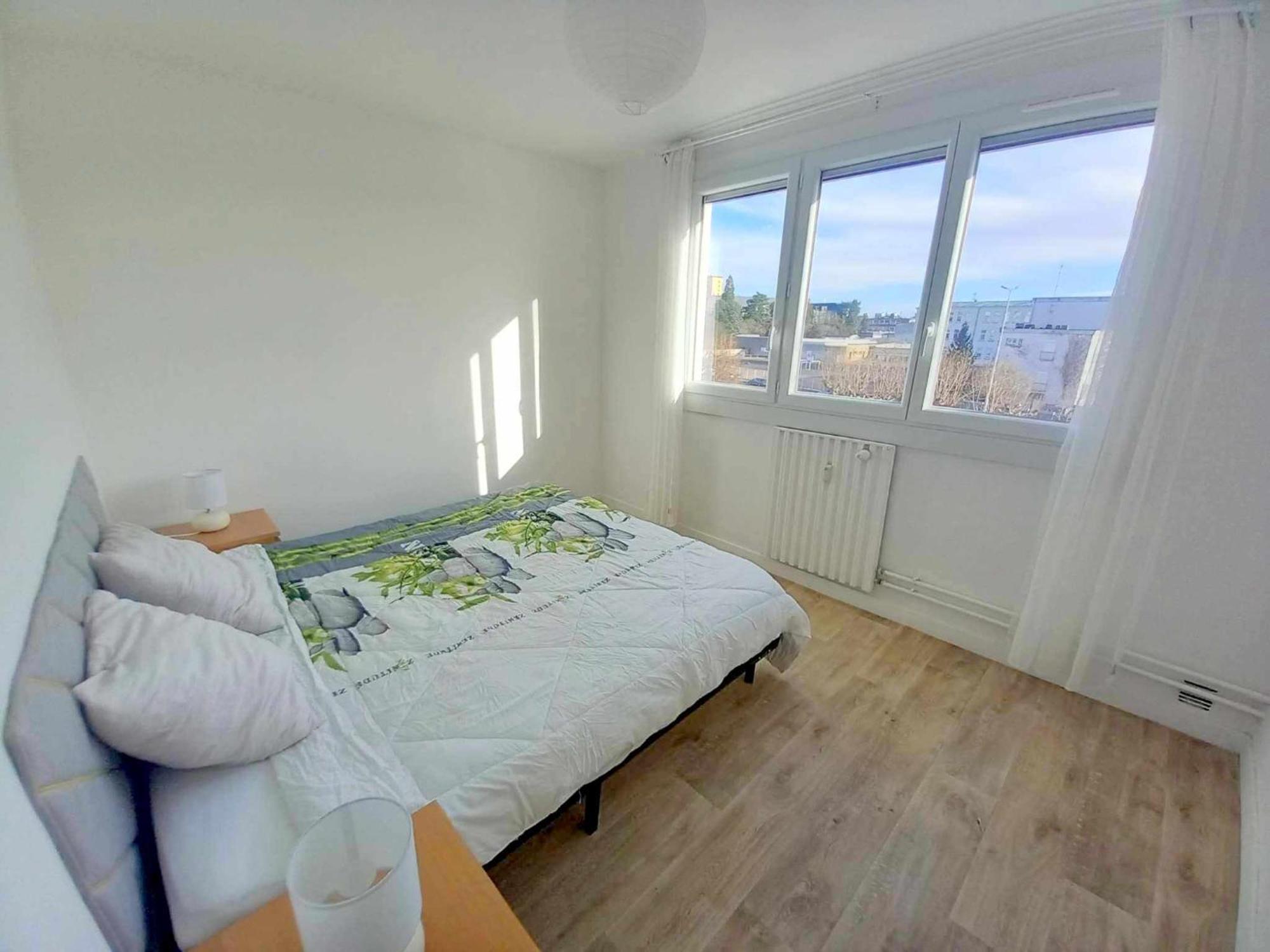 T3 57M2 Avec Balcon Proche Gare Sncf, Wifi Et Cafe Et The Offerts Appartement Orléans Buitenkant foto