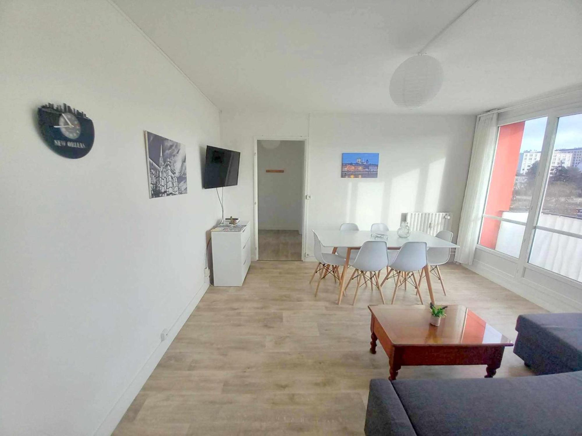 T3 57M2 Avec Balcon Proche Gare Sncf, Wifi Et Cafe Et The Offerts Appartement Orléans Buitenkant foto